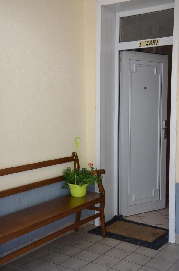 L'Abri Apartment Ла Рош ан Арден Екстериор снимка